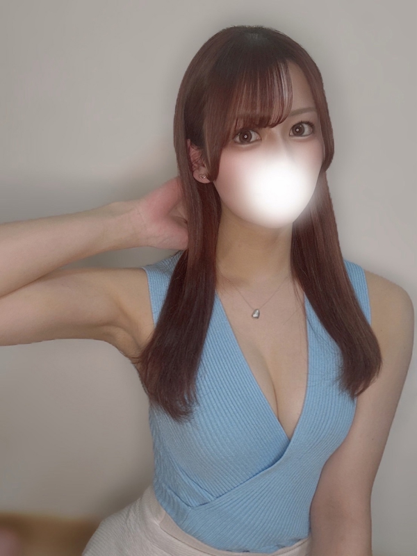 橘 るな
